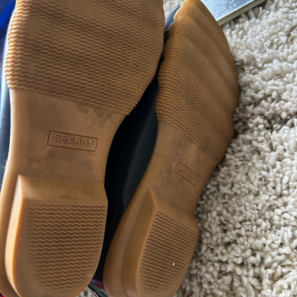 Women’s Sperry rain boots in excellent condition! - Picture 7 of 7